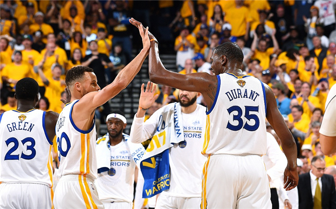 段位竞争与 段位竞争与